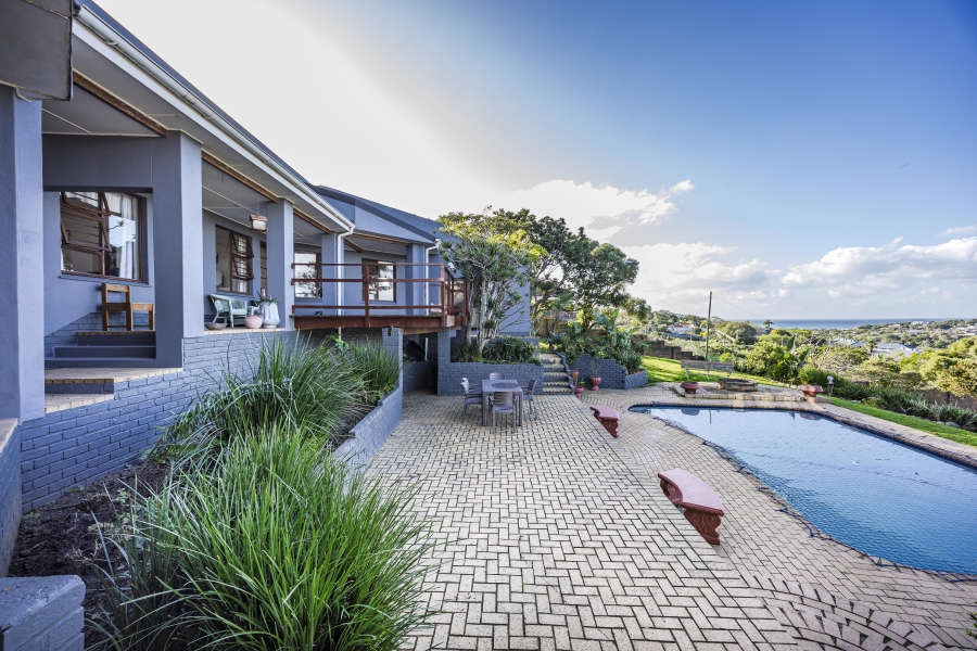 4 Bedroom Property for Sale in Beacon Bay Eastern Cape